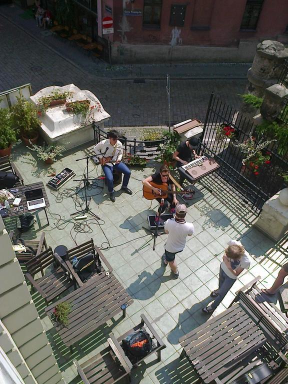 بوزنان Hill Inn المظهر الخارجي الصورة